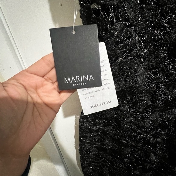 Marina size 4 cap sleep silver lace dress - Picture 8 of 9